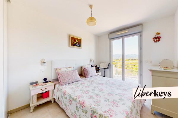 PUGET-SUR-ARGENS (83) / T5 110m² / Terrasse 144 m² / Piscine / Vue imprenable