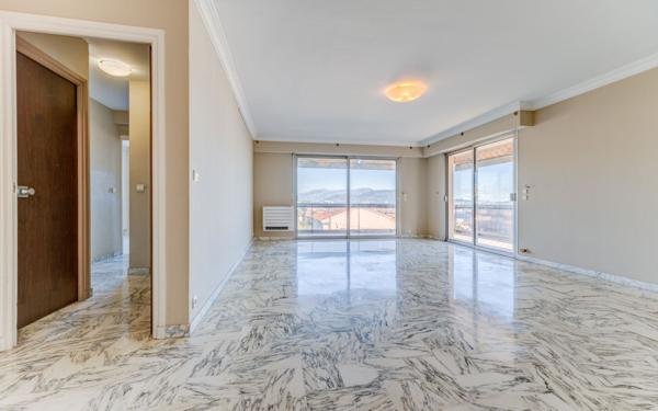 Appartement à vendre    3 pièces • 83 m2 Nice