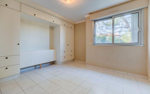 Appartement à vendre    3 pièces • 83 m2 Nice