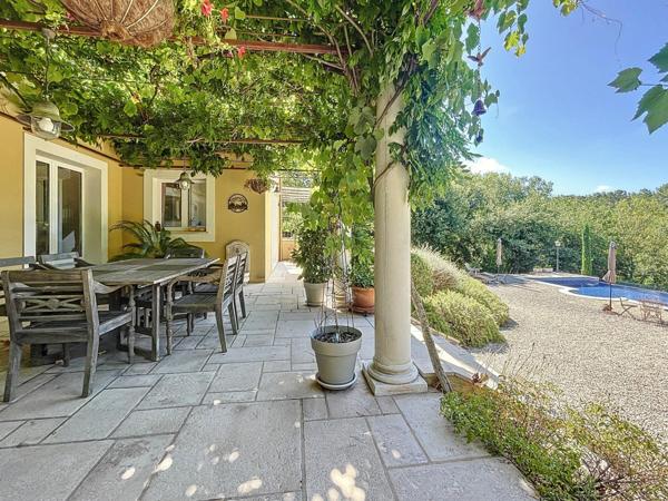 Villa d'architecte 6 chambres piscine