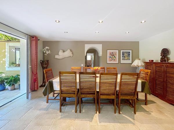 Villa d'architecte 6 chambres piscine