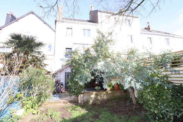 Maison de ville dans le quartier du Jardin des Plantes - La mer à pied ! Agréable jardin exposé Ouest
