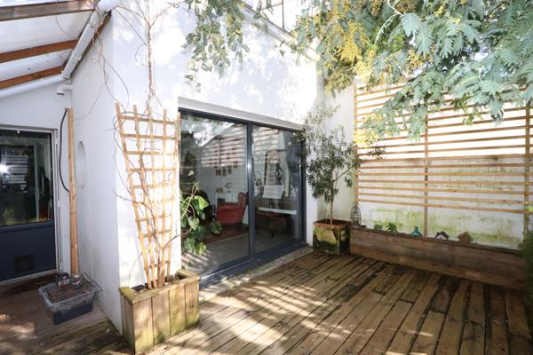 Maison de ville dans le quartier du Jardin des Plantes - La mer à pied ! Agréable jardin exposé Ouest