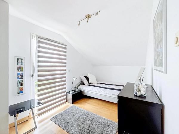 Maison familiale T5 de 190 m² avec jardin arboré, vue Salève & Jura COLLONGES SOUS SALEVE (74)