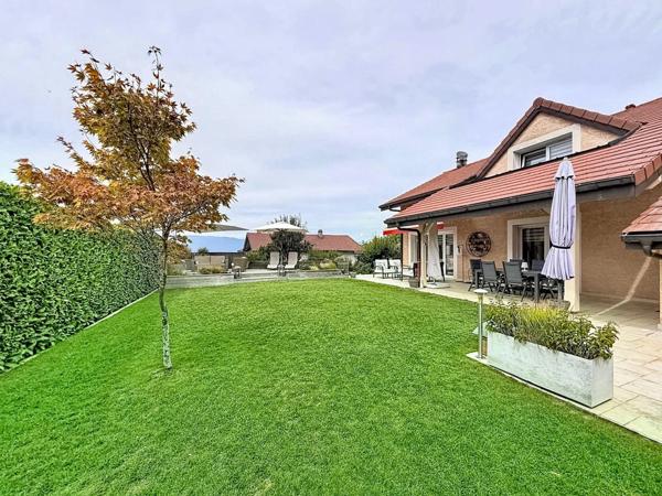 Maison familiale T5 de 190 m² avec jardin arboré, vue Salève & Jura COLLONGES SOUS SALEVE (74)
