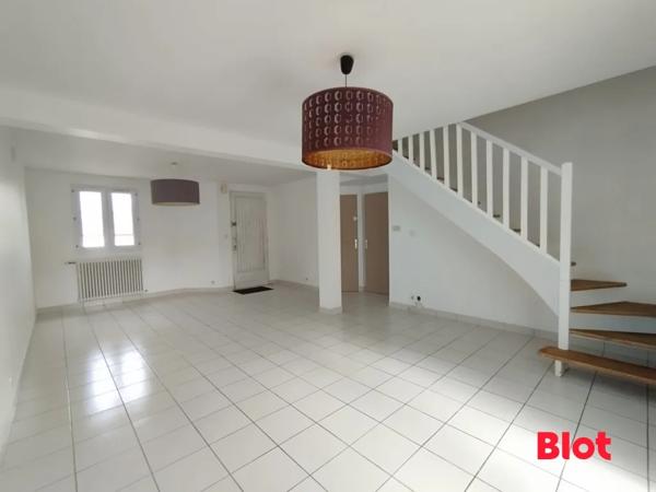 Maison 4 pièce(s)