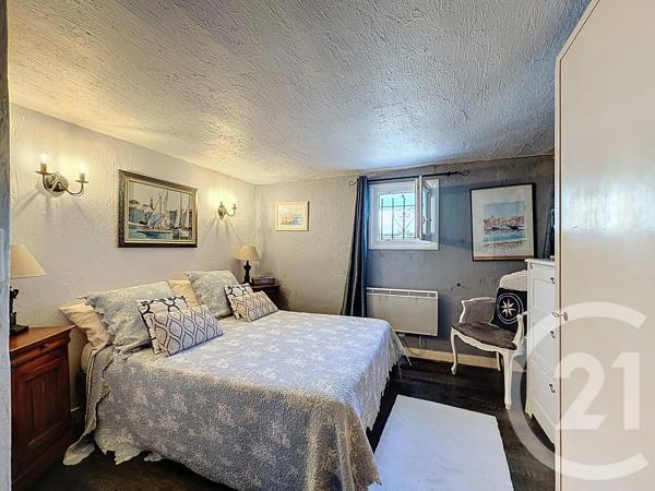 Maison à vendre  5 pièces - 122,30 m 2   ANTIBES  - 06