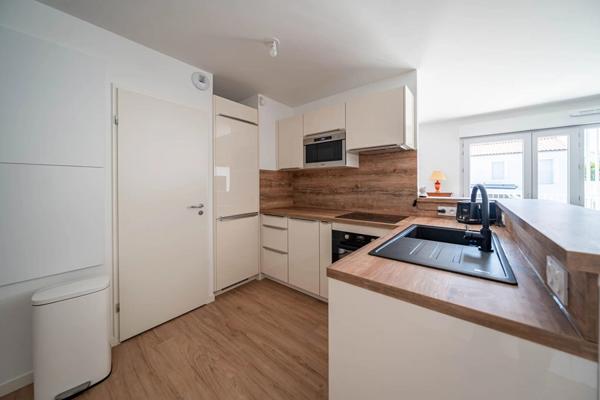 BEL APPARTEMENT Récent Royan