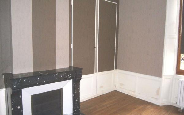 Appartement à louer    2 pièces •  Neufchâteau