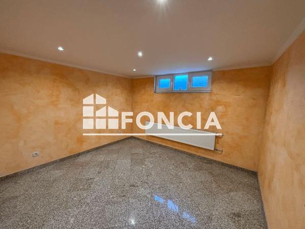 À vendre Maison 5 pièces 131 m² - Paray-vieille-poste 91550