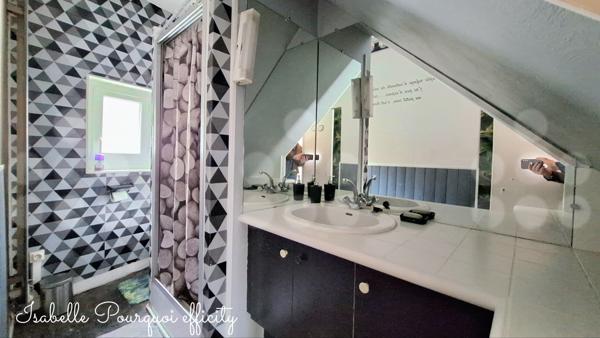 Maison 5 pièces - 156 m²