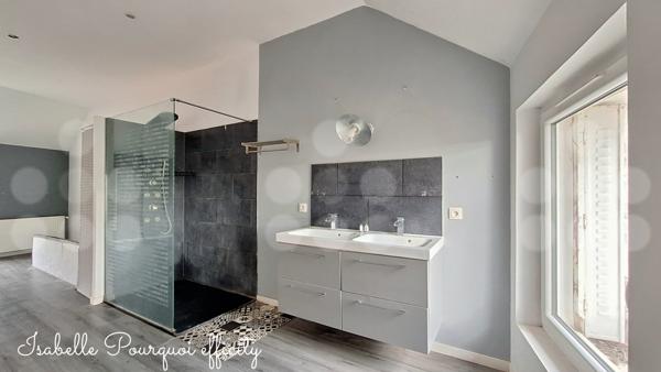 Maison 5 pièces - 156 m²