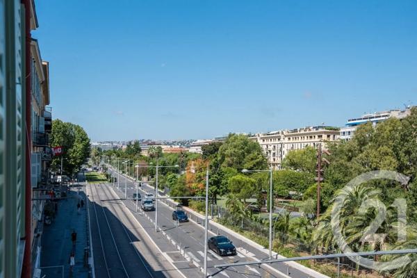 Appartement F2 à vendre  2 pièces - 32 m 2   NICE  - 06