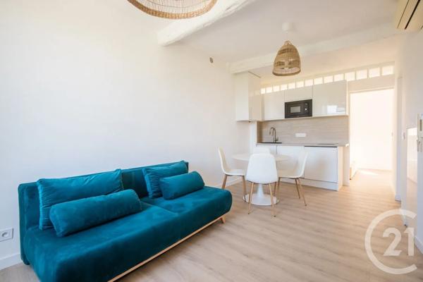 Appartement F2 à vendre  2 pièces - 32 m 2   NICE  - 06