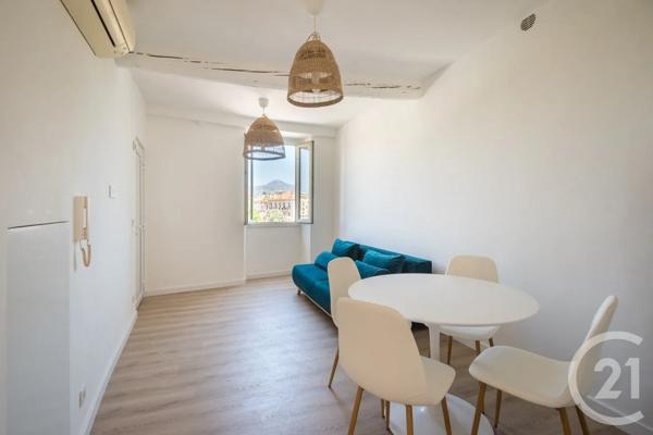 Appartement F2 à vendre  2 pièces - 32 m 2   NICE  - 06