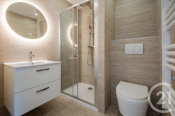 Appartement F2 à vendre  2 pièces - 32 m 2   NICE  - 06