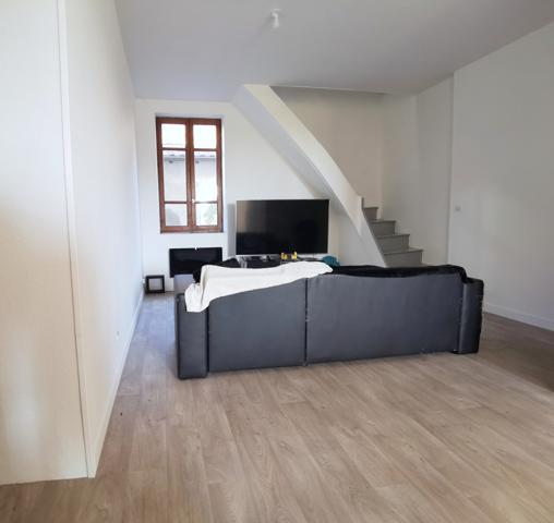 Saint-Germain-des-Fossés (03260) A VENDRE, A ST GERMAIN DES FOSSES, MAISON 86 M2, MITOYENNE, ATELIER