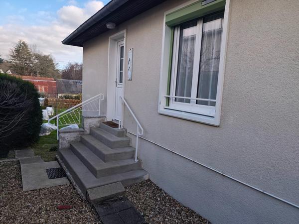 Maison avec sous-sol et terrain à Écueillé