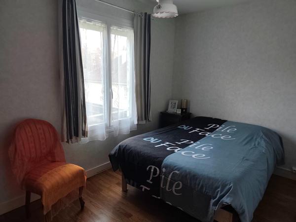 Maison avec sous-sol et terrain à Écueillé