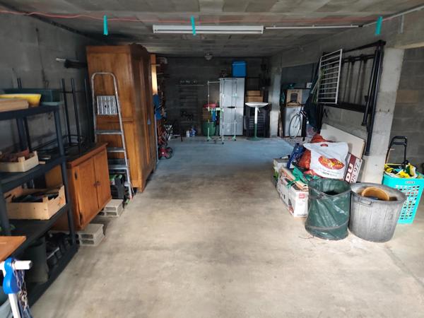 Maison avec sous-sol et terrain à Écueillé