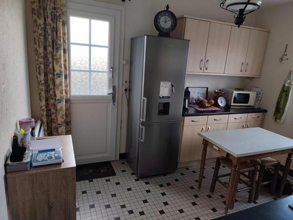 Maison avec sous-sol et terrain à Écueillé