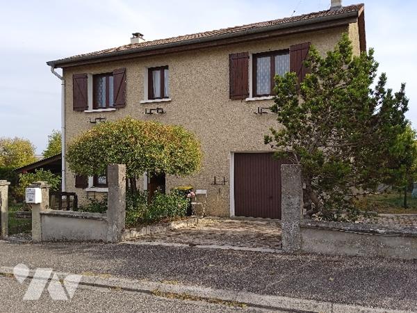 Maison individuelle située dans un secteur pavillonnaire
