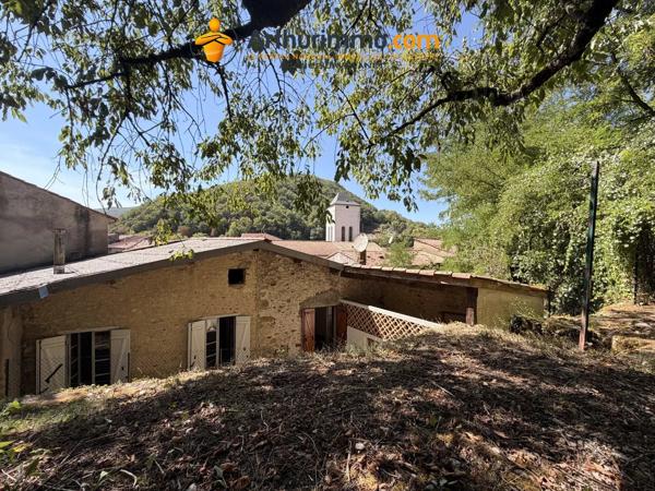 Vente                                                      Maison
                        
                     9 pièces                      197 m2                     à Lavelanet