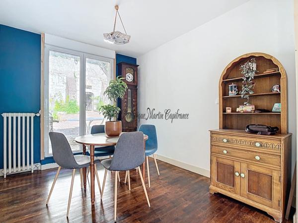 Maison familiale 4 pièces de 70m² avec dépendance en tuffeau et jardin arboré – PONCE SUR LE LOIR (72)