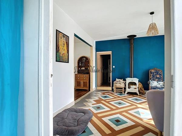 Maison familiale 4 pièces de 70m² avec dépendance en tuffeau et jardin arboré – PONCE SUR LE LOIR (72)