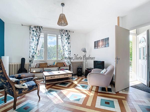 Maison familiale 4 pièces de 70m² avec dépendance en tuffeau et jardin arboré – PONCE SUR LE LOIR (72)