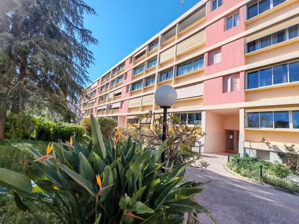 Appartement à vendre 295 000 € Hyères 4 p 73 m² DPE C