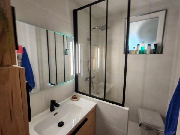 Appartement à vendre 295 000 € Hyères 4 p 73 m² DPE C