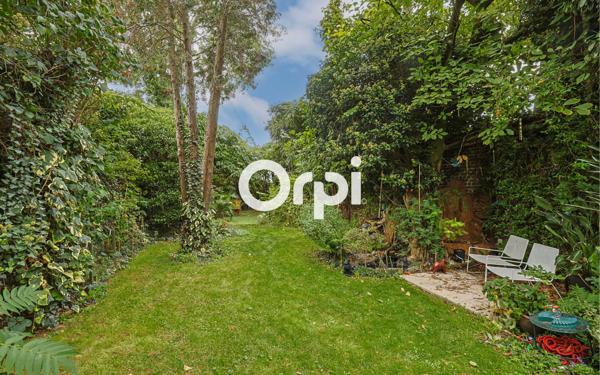 Maison à vendre    8 pièces • 300 m2 Tourcoing