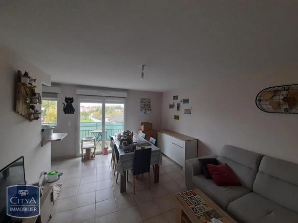 Appartement à louer 2 pièces 48.6m² Hénin-Beaumont (62110)