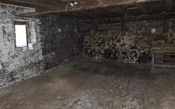 Maison à vendre    3 pièces • 100 m2 Thourie