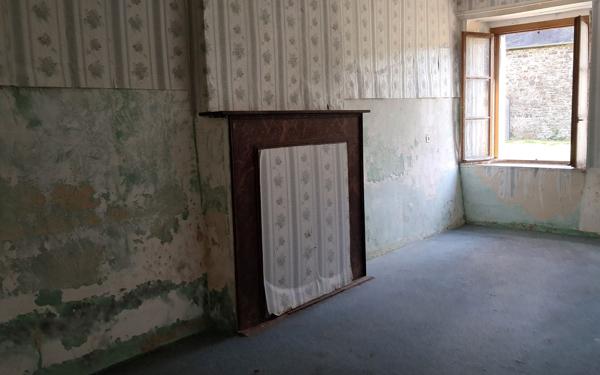 Maison à vendre    3 pièces • 100 m2 Thourie