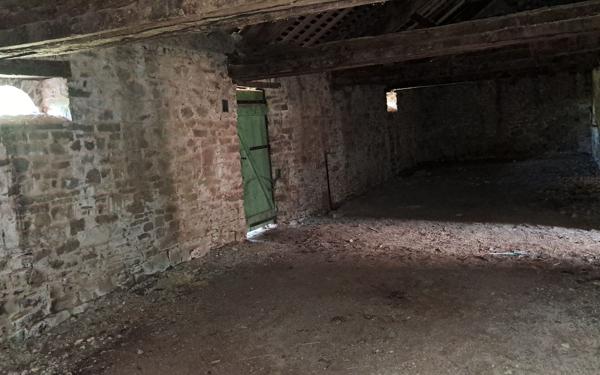 Maison à vendre    3 pièces • 100 m2 Thourie