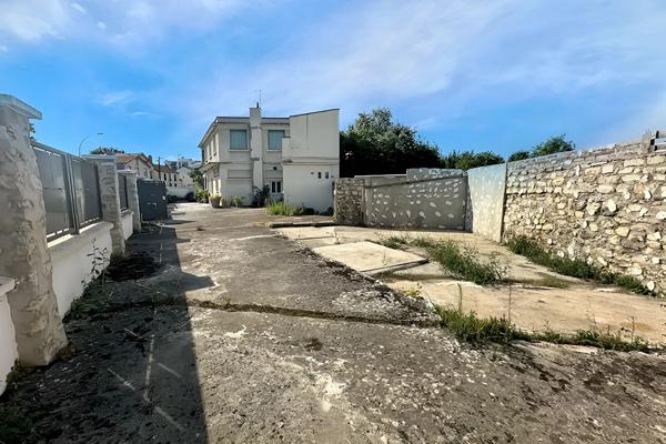 Ensemble immobilier Ivry-sur-seine 250 m2