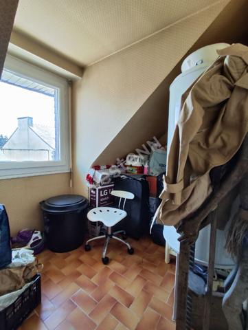 Immeuble à vendre à LOCMINE 3 appartements, une cour extérieur et un garage