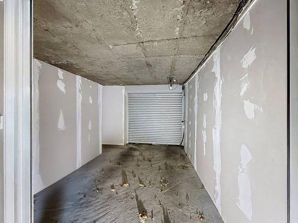 Immeuble à vendre 13 pièces de 302 m²