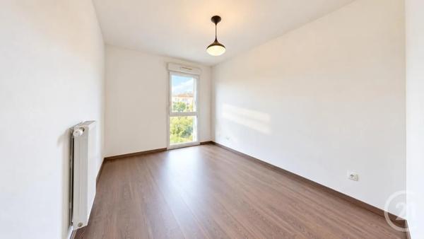 Appartement F2 à vendre  2 pièces - 43,40 m 2   AUBERVILLIERS  - 93