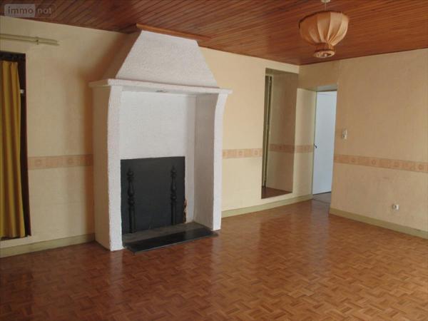 Maison rurale à vendre à Pusy-et-Épenoux en Haute-Saône (70000), ref : CP/E32