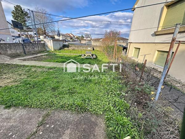 Terrain constructible à Uckange (200 m2)