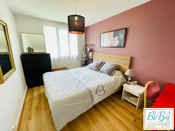 À vendre appartement calme au coeur d'une copropriété ravalée et isolée - 4 chambres - Ascenseur - Stationnement privé sécurisé , Nantes