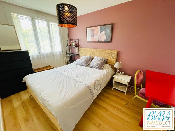 À vendre appartement calme au coeur d'une copropriété ravalée et isolée - 4 chambres - Ascenseur - Stationnement privé sécurisé , Nantes
