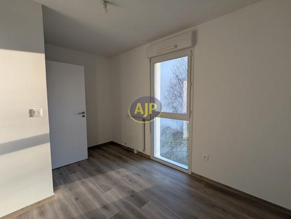 Location appartement Saint Herblain : 949 € - AJP Immobilier Nantes Sud