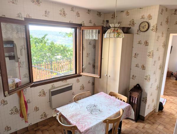 A saisir maison d'habitation avec vue sur les hauteurs de Labégude