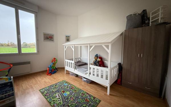 Appartement à louer    3 pièces •  Versigny