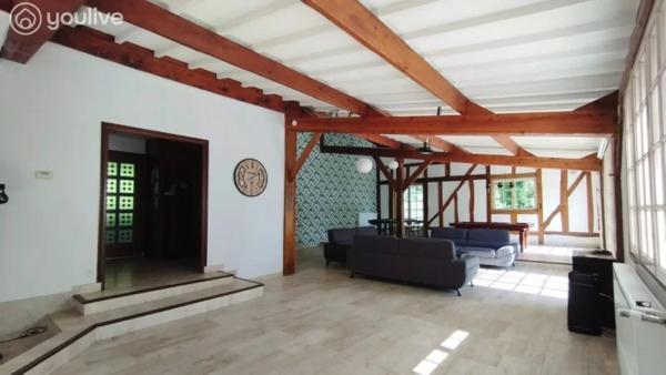 A 5mn de la gare de Soissons-Maison plain-pied 240 m² – piscine intérieure
