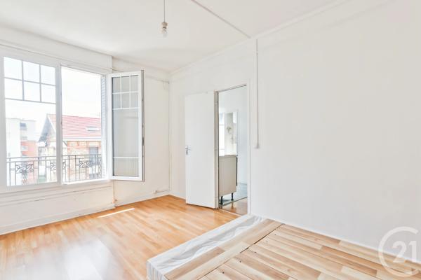 Appartement F2 à vendre  2 pièces - 27 m 2   AUBERVILLIERS  - 93